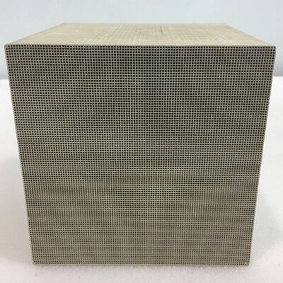 satın almak Mass Production Thin Wall Honeycomb Substrate VOC Catalyst  for VOC Exhaust Treatment Çevrimiçi üretim