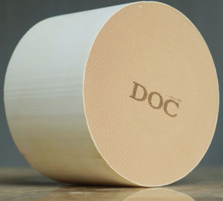 satın al Platin DOC Dizel Oksidasyon Katalizörü Nox Pt Petek Seramik Monolit Katalizör Yüzeyi Çevrimiçi üretim