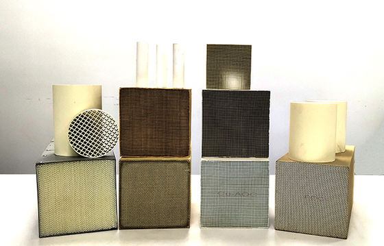 satın al Vanadyum-Tungsten-Titan (VWT) Orta sıcaklıklı SCR Katalizör Modülü Çevrimiçi üretim