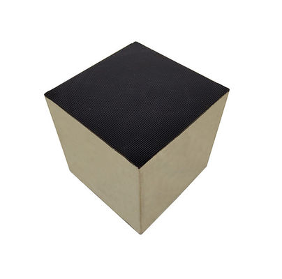 satın al Otomotiv Dizel Nox Emisyon Kontrolü İçin Bakır Cu Zeolit ​​Scr Katalizörleri Çevrimiçi üretim