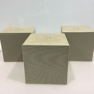 satın al Odun Ocağı Kriteri Artık Gaz Katalizörü OC Katalizörü 46 CPSI Çevrimiçi üretim