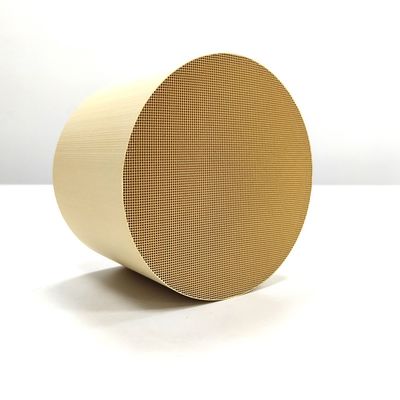 satın al Three Way Catalytic Converter for IX35 Car Model with 300-800°C Catalyst Temperature Range and 1 Year Warranty Çevrimiçi üretim