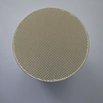 satın al Kordiyerit Seramik Katalizör Taşıyıcı Petek Yapısı Araba Egzoz Katalizörü Çevrimiçi üretim